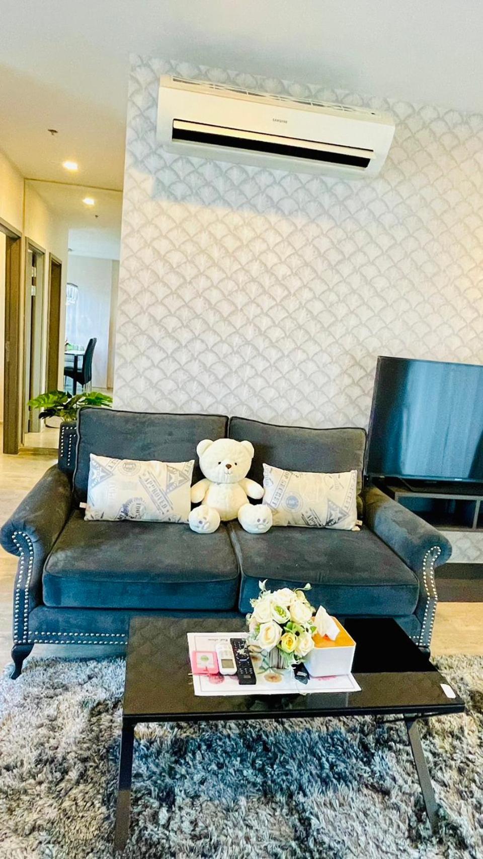 The Base Central Pattaya 2 Bed 2 Bath By Numam Exterior photo