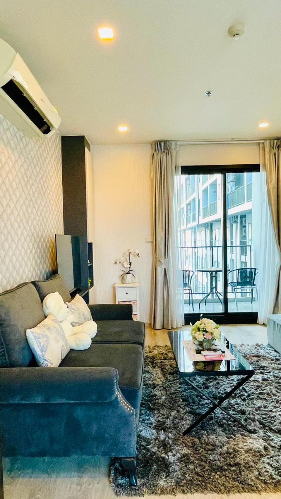 The Base Central Pattaya 2 Bed 2 Bath By Numam Exterior photo