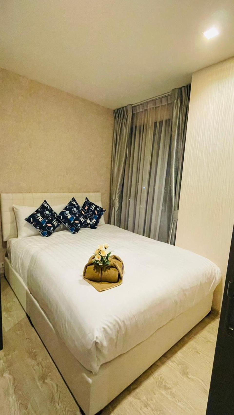 The Base Central Pattaya 2 Bed 2 Bath By Numam Exterior photo