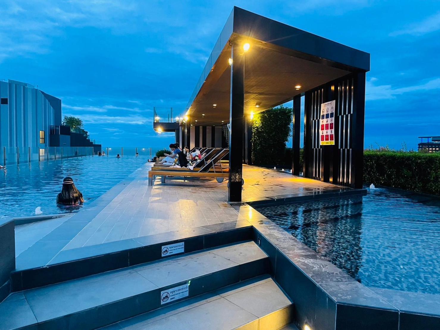 The Base Central Pattaya 2 Bed 2 Bath By Numam Exterior photo